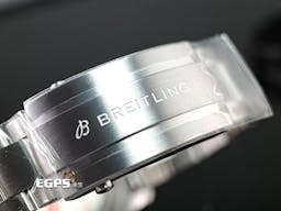 BREITLING 百年靈 Avenger 復仇者系列 A17328101L1A1 不鏽鋼材質 <font color=#00ff00>綠色面盤</font>  <font color=#FF0000>2024年保卡 </font> 自動上鍊 42mm