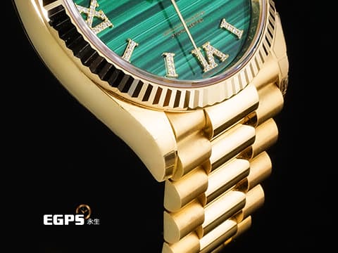 ROLEX 勞力士 Day-Date 36 星期日曆型 128238 18K黃金材質  綠色孔雀石面盤 原廠鑲嵌鑽石羅馬時標  2022年單新式綠卡 保有部分原廠膠膜   此錶歡迎各路錶友以 PP、AP、勞力士 來店交換，本店將以最高價評估～ 自動上鍊 36mm