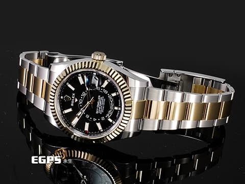 ROLEX 勞力士 Sky-Dweller 蠔式 天行者 336933&nbsp;最新9002機芯&nbsp;亮黑色面盤&nbsp;年曆錶 沙羅系統&nbsp;18K黃金 半金款 兩地時間 經典三角坑紋錶圈&nbsp;2024年保卡 蠔式（Oyster）三節錶帶&nbsp;自動上鍊 42mm