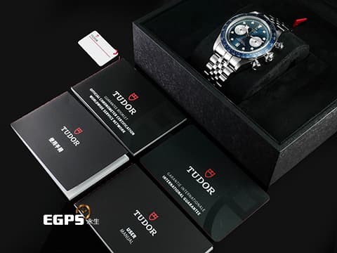 TUDOR 帝舵 Heritage Black Bay Chrono 碧灣 79360B-0002 計時碼錶 最新款「帝舵藍」錶面、錶圈  79360 B 不鏽鋼 專賣店限定款 2024年保卡 最新款五節錶帶搭配快速調節「T-fit」折疊扣 自動上鍊 41mm