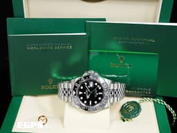 ROLEX 勞力士 GMT-Master II 格林威治型 126710GRNR <font color=#4F4F4F>黑</font><font color=#ADADAD>灰雙色陶瓷錶圈 皮蛋圈</font> 126710 GRNR 兩地時間 不鏽鋼 <font color=#FF0000>最新3285機芯 2025年保卡 紀念型（Jubilee）五銖錶帶</font> 自動上鍊 40mm