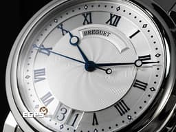 BREGUET 寶璣 Marine Big Date 5817 航海系列 航海家 5817ST/12/SM0 <font color="#dbdbdb">銀白色雕紋面盤</font>&nbsp;<font color="#023cc5">藍鋼寶璣式指針、羅馬數字時標</font> 大日期窗 不鏽鋼<font color="#70cce1">&nbsp;</font><font color="#ff0000">2023年已送原廠保養</font> 自動上鍊 潛水錶 39mm