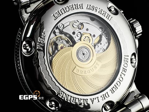 BREGUET 寶璣 Marine Big Date 5817 航海系列 航海家 5817ST/12/SM0 銀白色雕紋面盤&nbsp;藍鋼寶璣式指針、羅馬數字時標 大日期窗 不鏽鋼&nbsp;2023年已送原廠保養 自動上鍊 潛水錶 39mm