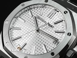 Audemars Piguet 愛彼 AP Royal Oak 皇家橡樹 15510ST.OO.1320ST.08 不鏽鋼材質 鍊帶款 <font color="#FF0000"> 2025年保卡 已貼膜&nbsp;</font><font color="#05f0f0">經典銀白色格紋面盤&nbsp;AP字樣自動盤</font>&nbsp;自動上鍊 41mm