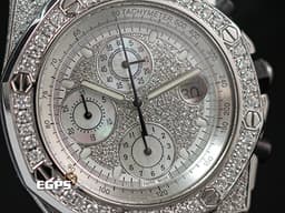 Audemars Piuget 愛彼 AP錶 Royal Oak Offshore 皇家橡樹離岸型 不鏽鋼材質 <font color=#70cce1> 精鑲鑽石滿天星面盤、錶圈、錶殼</font> <font color=#f9d0de>三眼計時貝母面盤</font> 自動上鍊 計時碼表 42mm