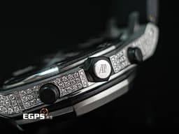 Audemars Piuget 愛彼 AP錶 Royal Oak Offshore 皇家橡樹離岸型 不鏽鋼材質 <font color=#70cce1> 精鑲鑽石滿天星面盤、錶圈、錶殼</font> <font color=#f9d0de>三眼計時貝母面盤</font> 自動上鍊 計時碼表 42mm