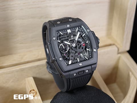 Hublot 宇舶 Spirit of Big Bang 大爆炸 靈魂系列 MECA-10 Black Magic 黑色魔力 十日鍊 614.CI.1170.RX 黑陶瓷 鏤空面盤 動能顯示 2026年電子保單 新錶訂價：924,000元&nbsp;手動上鍊 45mm