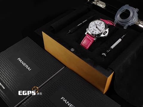 PANERAI 沛納海 Luminor Marina 1950 PAM01523 PAM1523 不鏽鋼材質 藍色小秒針 白色面盤  客製化粉紅錶帶 配件齊全 自動上鍊 42mm