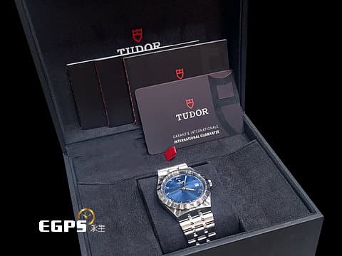 TUDOR 帝舵 ROYAL 皇家系列 28500-0005 藍色面盤 立體羅馬數字時標 28500 割坑紋與磨光飾面間隔錶圈 不鏽鋼 2024年新式保卡 自動上鍊 38mm