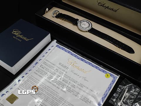 CHOPARD 蕭邦 Happy Sport 快樂鑽 204407-1002 原廠圓形跑鑽 白色貝母面盤 原廠鑲嵌鑽石時標、錶圈 2023年保單 台灣公司貨 新錶訂價：774,000元 石英機芯 30mm