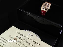 Franck Muller 法蘭穆勒 FM Cintrée Curvex 8880 B S6 18K玫瑰金材質 <font color=#ff00ff>原廠鑲嵌鑽石錶圈、錶扣</font> <font color=#ffff00>18K玫瑰金材質鏤空面盤 機芯工藝結構一覽無遺 </font> <font color=#ff0000>新錶訂價：約2,415,330元</font> 手動上鍊 39x55mm