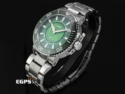 ORIS 豪利時 Aquis Date 時間之海 0174377344187 不鏽鋼材質 <font color=#009100>綠色陶瓷錶圈、面盤 綠水鬼 環狀日期顯示功能</font> <font color=#FF0000>2021年保卡 漢江限定版 限量2000支</font> 自動上鏈 43.5mm