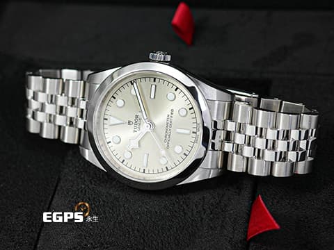 TUDOR 帝舵 Black Bay 36 碧灣 79640-0003&nbsp;香檳色面盤 雪花針 不鏽鋼 最新款五節錶帶搭配快速調節「T-fit」折疊扣 2026年保單 自動上鍊 36mm