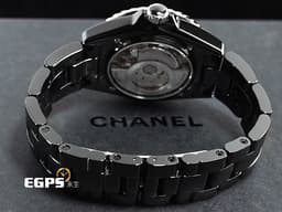 CHANEL 香奈兒 J12 Caliber 12.1系列 Black Ceramic H5697 <font color=#4F4F4F>黑陶瓷</font> 經典 大三針 專利不鏽鋼蝴蝶扣 <font color=#FF0000>新機芯 透明錶背 2024年保單</font> 自動上鍊 38mm