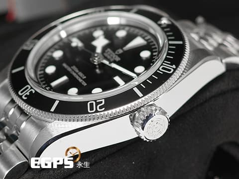 TUDOR 帝舵 Heritage Black Bay 碧灣 7941A M7941A1A0NU-0003 雪花針 黑水鬼 搭配快速調節「T-fit」折疊扣 水鬼 7941A1A0NU 自製機芯 2025年保單 潛水錶 自動上鍊 41mm