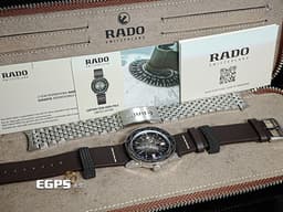 RADO 雷達 Captain Cook Over-Pole Worldtimer 庫克船長 R32116158 不鏽鋼材質 世<font color="#05f0f0">界時區 漸層灰色放射紋面盤 陶瓷錶圈</font>&nbsp;<font color="#ff0000">附Easy-Clip快拆鋼錶帶 限量1962只</font> 手上鍊 37mm