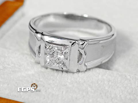 白K金 天然鑽石 主石重0.35CT 噴砂處理  鑽石戒指 男戒