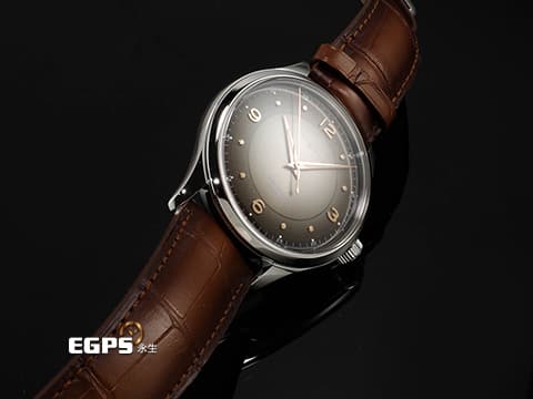 Montblanc 萬寶龍 Heritage 傳承系列 U0128673 淺棕色放射紋面盤 128673 不鏽鋼 大三針&nbsp;2025年保卡  自動上鍊 40mm