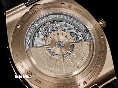 Vacheron Constantin 江詩丹頓 VC錶 Overseas Perpetual Calendar Ultra-Thin 縱橫四海 4300V/000R 厚度僅8.1毫米&nbsp;超薄 萬年曆 藍色放射紋面盤 月相盈虧 玫瑰金&nbsp;2020年保單 快拆錶帶裝置 附原廠橡膠錶帶&nbsp;4300 V 自動上鍊&nbsp;41.5 mm
