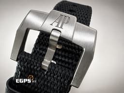 Audemars Piguet AP 愛彼錶 CODE 11.59 系列 顛覆傳統 15210CR.OO.A002CR.01 <font color="#c5c1c9">18K白金</font><font style="" color="#ecb101">玫瑰金雙色材質</font> 煙燻灰色亮漆太陽紋&nbsp;<font color="#FF0000">2022年保卡&nbsp;</font>自動上鍊 41mm