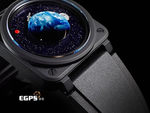 Bell &amp; Ross 柏萊士 BR-03 Astro&nbsp;黑陶瓷+PVD不鏽鋼材質 宛若太空的藍色砂金石地球面盤 對應著時、分、秒針的火星、月亮、衛星&nbsp;BR03A-EMM-CE/SRB 限量999支 2025年保卡&nbsp;自動上鍊 41mm