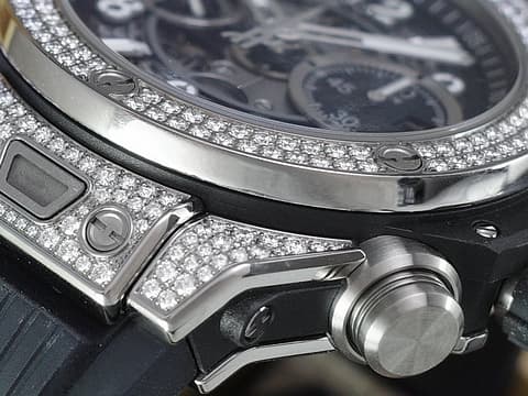 Hublot 宇舶 BIG BANG 大爆炸 Unico Blackmagic 421.NX.1170.RX.1704&nbsp;&nbsp;鈦金屬材質 飛返計時碼錶&nbsp;&nbsp;原鑲162顆鑽石錶圈（約1.1克拉） 2025年最新電子式保單 自動上鍊 44mm