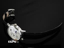 A. LANGE &amp; SÖHNE 朗格 Lange 1 Moonphase Platinum 192.025 P950鉑金材質 <font color="#05f0f0">大日期窗、動力儲存顯示 日夜顯示月相功能</font>&nbsp;<font color="#FF0000">2025年保單 僅試戴極新品</font>&nbsp;手動上鏈 38.5mm