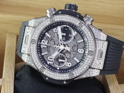 Hublot 宇舶 BIG BANG 大爆炸 Unico Blackmagic 421.NX.1170.RX.1704&nbsp;&nbsp;鈦金屬材質 飛返計時碼錶&nbsp;&nbsp;原鑲162顆鑽石錶圈（約1.1克拉） 2025年最新電子式保單 自動上鍊 44mm