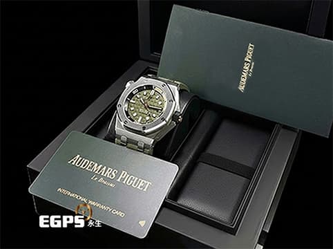 Audemars Piguet 愛彼 AP錶 Royal Oak Offshore Diver 皇家橡樹 離岸型&nbsp; 15720ST.OO.A052CA.01 軍綠色「Méga Tapisserie」超大型格紋面盤 ROO&nbsp;不鏽鋼 潛水錶&nbsp;2024年保單   最新錶帶快拆系統&nbsp;15720 ST 自動上鍊&nbsp;42mm