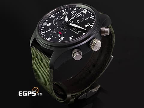 IWC 萬國 Pilot`s Chronograph 飛行員系列 IW389101 計時碼表 星期日期顯示「Top Gun」海軍空戰部隊 黑陶瓷錶殼 2021年保卡&nbsp;自動上鏈 44.5 mm