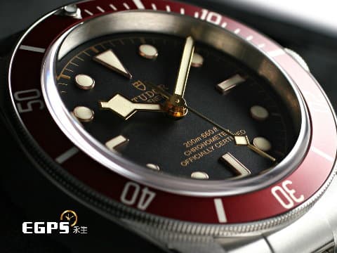 TUDOR 帝舵 Heritage Black Bay 碧灣 M79230R-0012 雪花針 79230 酒紅色外圈 紅水鬼 水鬼 MT5602自製機芯 2024年 潛水錶 自動上鍊 41mm