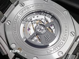 Audemars Piguet 愛彼 AP錶 Royal Oak Offshore 皇家橡樹 離岸型 <font color=#84C1FF>PT950 鉑金材質錶殼</font> 26411PO.OO.A002CR.01 <font color=#4F4F4F>黑色陶瓷框 經典黑色大型格紋面盤</font>搭配<font color=#0000E3>藍色計時圈</font> 計時碼表 26411 PO <font color=#FF0000>限量20只 2018年保卡</font> 自動上鍊 44mm