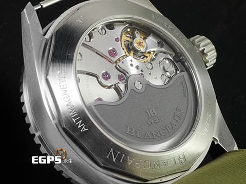 BLANCPAIN 寶珀 Fifty-Fathoms Bathyscaphe 五十噚系列 5000 1110 NAKA 不鏽鋼材質 單向旋轉磨砂緞面不鏽鋼錶圈 灰色流星放射飾紋面盤 2021年保卡&nbsp;自動上鍊 43mm