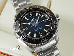 OMEGA 歐米茄 Seamaster Planet Ocean 6000米 海馬 宇宙海洋 21530462103001 海馬王 <font color="#3465f9">Ultra Blue</font><font color="#2046b6">漸層藍色</font><font color="#092b90">面盤</font> 不鏽鋼 陶瓷外圈 同軸擒縱 <font color="#ff0000">2022年台灣公司貨</font> 潛水錶 自動上鍊 45.5mm&nbsp;