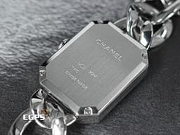 CHANEL 香奈兒 Premiere Gomette Chain 系列 H7018 大型款 黑面 不鏽鋼材質 <font color="#171616">鑲嵌凸圓形切割縞瑪瑙錶冠</font> <font color="#fa0000">2025年台灣公司貨</font> 石英機芯 26.1x20mm