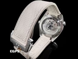 OMEGA 歐米茄 Seamaster Planet Ocean 600M 海馬 215.32.44.21.09.001 專業潛水腕錶&nbsp;<font color="#eae78a">米色沙噴紋理錶盤 </font><font color="#5c2e10">磨砂氮化矽陶瓷錶圈</font><font color="#0582f5">&nbsp;</font>&nbsp;同軸擒縱 <font color="#ff0000">2026年保卡&nbsp;</font>自動上鍊 43.5mm