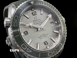 OMEGA 歐米茄 Seamaster Planet Ocean 600 海馬 宇宙海洋 215.32.44.21.06.001 <font color="#058703">磨砂不鏽鋼材質</font><font color="#0582f5"> </font><font color="#058703">綠色磨砂陶瓷單向旋轉錶圈</font>&nbsp;同軸擒縱 <font color="#ff0000">2026年保卡</font>&nbsp;潛水錶 自動上鍊 43.5mm