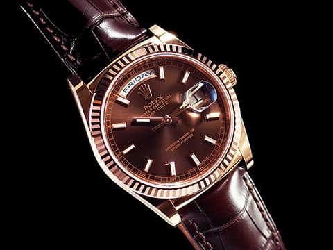 ROLEX 勞力士 Day-Date DD36 星期日曆型 皮帶款 118135 18K玫瑰金材質 保有部分原廠膠膜&nbsp;典雅 巧克力色面盤 自動上鍊 36mm