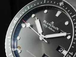 BLANCPAIN 寶鉑 五十噚系列 5071 1110 71S 不鏽鋼材質 鏈帶款&nbsp;<span style="font-size: 10pt;"><font color="#05f0f0">灰色流星放射飾紋 年曆錶</font></span><span style="font-size: 10pt;">&nbsp;</span><span style="font-size: 10pt;"><font color="#ff0000">2024年保卡 台灣公司貨 錶友未使用蒐藏品 官方訂價：993,000元</font></span><span style="font-size: 10pt;">&nbsp;</span><span style="font-size: 10pt;">自動上鍊 43mm</span>