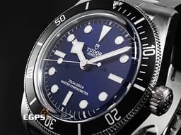TUDOR 帝舵 Heritage Black Bay 68 碧灣 M7943A1A0NU-0001 7943A 不鏽鋼材質 <font color="#70cce1">最新快速調節「T-fit」折疊扣 帝舵藍面盤 黑色陶瓷圈 藍水鬼 </font> <font color="#FF0000">自製機芯 2025年保卡</font> 潛水錶 自動上鍊 43mm
