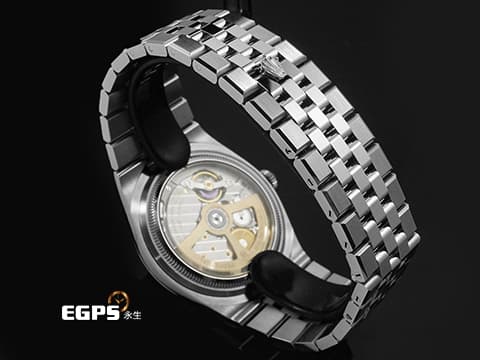 ROLEX 勞力士 Land-Dweller 40 蠔式 陸行者 127334 醇白色蜂巢圖案錶面 大三針 不鏽鋼&nbsp;最新款7135型機芯 透明錶背&nbsp;18K白金經典三角坑紋外圈&nbsp;2026年保卡 纖薄紀念型（Flat Jubilee）錶帶&nbsp;自動上鍊 40mm