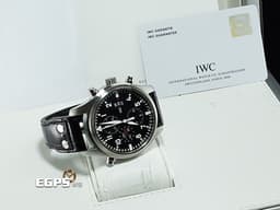 IWC 萬國 Pilot's 飛行員系列腕錶 IW377801 不鏽鋼材質 <font color="#0582f5">啞黑色儀表板風格面盤 星期日期顯示窗 雙追針  計時碼錶</font> <font color="#ff0000">2017年保卡</font> 自動上鏈 46mm