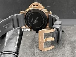 PANERAI 沛納海 Submersible PAM1164 三日鍊 玫瑰金 <font color="#FFE6D9">複合式材質錶殼</font> <font color="#FF0000">Goldtech玫瑰金材質、黑色陶瓷錶圈，小沛潛水錶款稀有的適合亞州人手腕的44mm黃金尺寸，2022年保單</font> 自動上鍊 44mm
