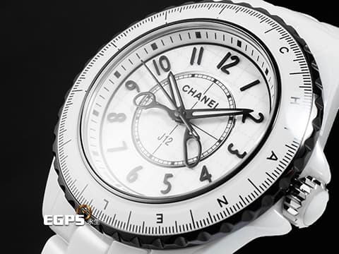 CHANEL 香奈兒 J12系列 H9763 白色陶瓷材質&nbsp;COUTURE O'CLOCK 限定腕錶系列 停產絕版款 裁縫剪刀造型時針、分針 縫紉針造型秒針 裁縫線紋路面盤&nbsp;專利不鏽鋼蝴蝶扣 2026年保卡 石英機芯 33mm