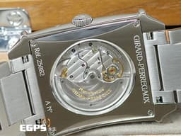 Girard-Perregaux 芝柏 GP錶 Vintage 1945 XXL 系列 Large Date Moon Phases <font color="#4b89ec">藍色鏤空面盤</font> 25882 大日期窗 月相盈虧 小秒針 不鏽鋼&nbsp;<font color="#FF0000">2019年保單</font>&nbsp;自動上鍊 36x35mm