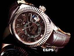 ROLEX 勞力士 Sky-Dweller 蠔式 天行者 326135 <font color="#D2691E">經典絕版巧克力色面盤搭配數字時標</font> 年曆錶 沙羅系統 兩地時間 <font color="#f3baa1">永恆玫瑰金</font> 經典三角坑紋錶圈 <font color="#FF0000">初代天行者稀有專屬綠盒</font> 自動上鍊 42mm