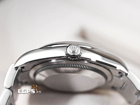 ROLEX 勞力士 Oyster Perpetual 36 蠔式恆動型 126000 銀色太陽紋面盤搭配金色指針、立體時標 經典 OP36 大三針 不鏽鋼 2023年保卡 自動上鍊 36mm