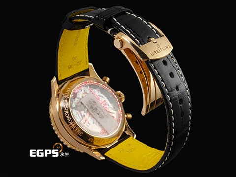 BREITLING 百年靈 Navitimer B01-Chronograph 43 航空計時 18K玫瑰金材質 RB0138211B1P1 經典環形飛行滑尺 黑色熊貓面盤 自製B01機芯 2026年保卡 重約3.38兩&nbsp; 自動上鍊 飛行錶 43mm