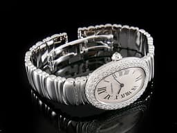 Cartier 卡地亞 BAIGNOIRE 鵝蛋 WB5095L2 18K白金材質 鍊帶款 <font color="#05f0f0">原廠鑲嵌明亮式切割圓鑽錶圈 鑲嵌凸圓形鑽石錶冠&nbsp;</font>&nbsp;米白色面盤 <font color="#ff0000">新錶參考訂價：1,350,000元</font> 石英機芯 22.5x30mm