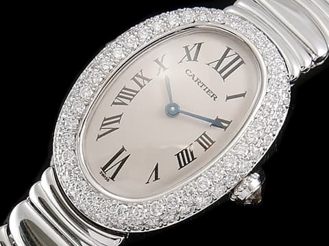 Cartier 卡地亞 BAIGNOIRE 鵝蛋 WB5095L2 18K白金材質 鍊帶款 原廠鑲嵌明亮式切割圓鑽錶圈 鑲嵌凸圓形鑽石錶冠&nbsp;&nbsp;米白色面盤 新錶參考訂價：1,350,000元 石英機芯 22.5x30mm
